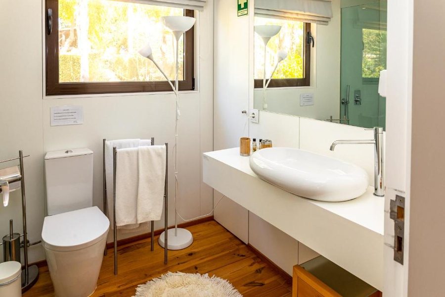 Fazenda Viegas — Bathroom