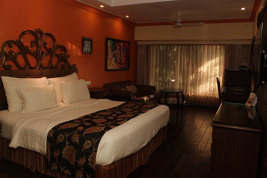 Fenicia Riverside Resort — Guest room