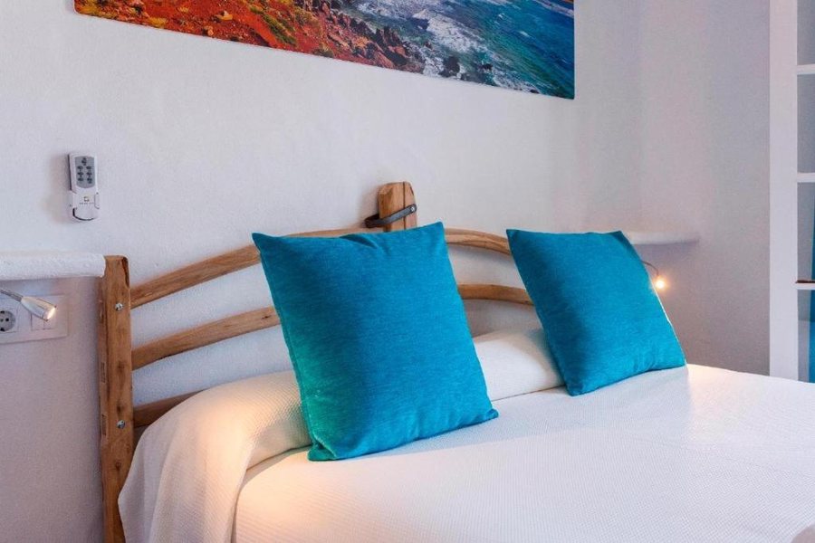 FERGUS Club Carema Splash — Guest room