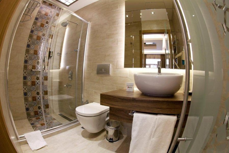 Ferman Pera Hotel Beyoglu Istanbul — Bathroom