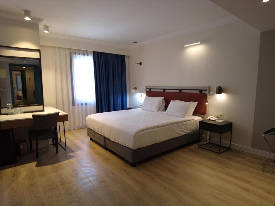 Feronya Hotel Istanbul — Guest room