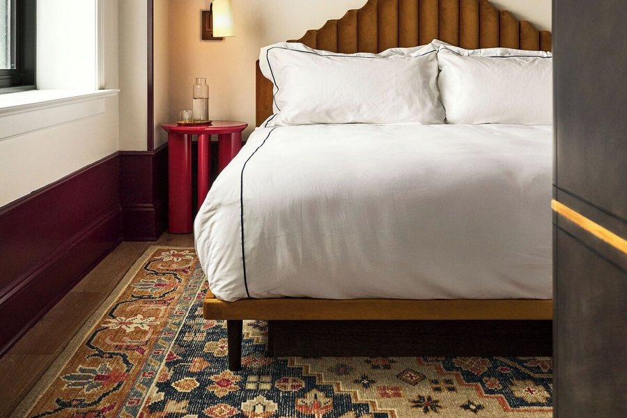 Fidelity Hotel — Guest room