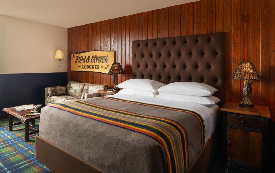 Field Stream Lodge Bozeman — Guest room