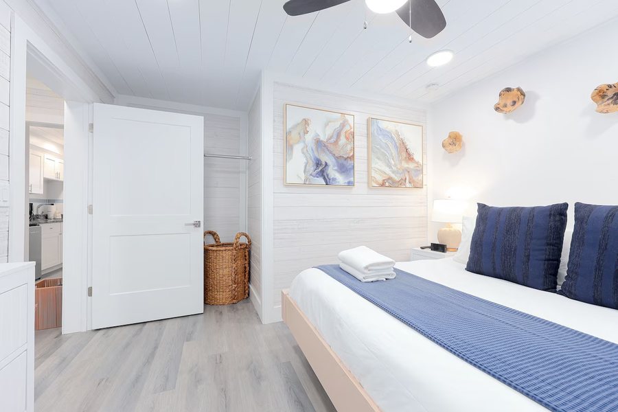 Fisherman s Cove — Guest room