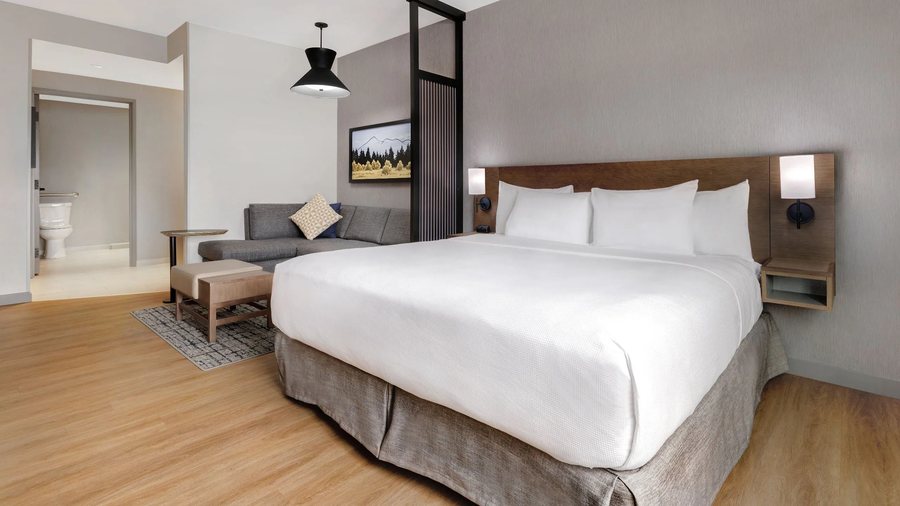Flagstaff RV Park — Guest room