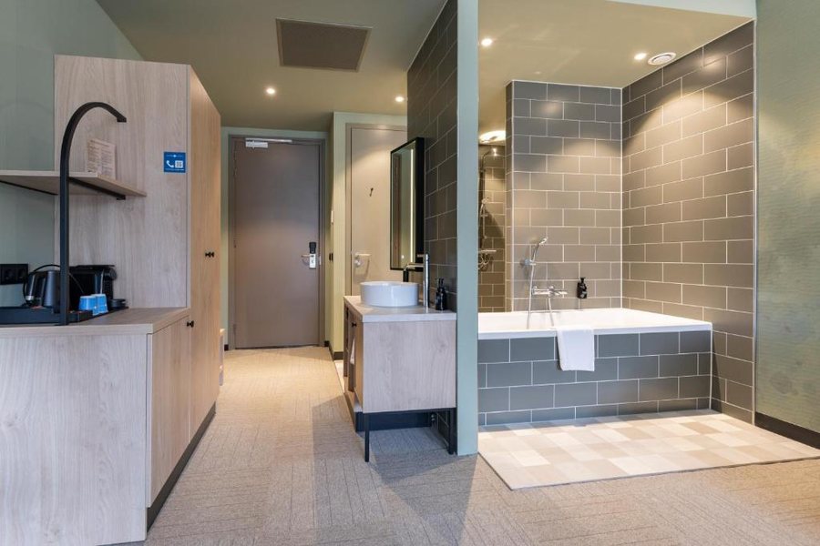 Fletcher Hotel restaurant Marknesse — Bathroom