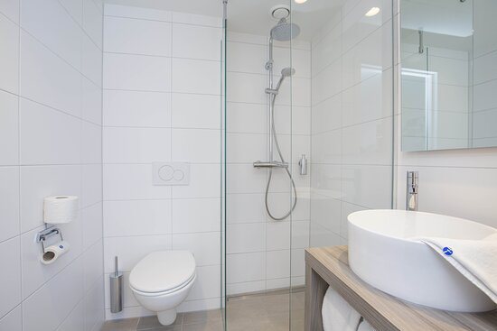 Fletcher Hotel Restaurant Middelburg — Bathroom