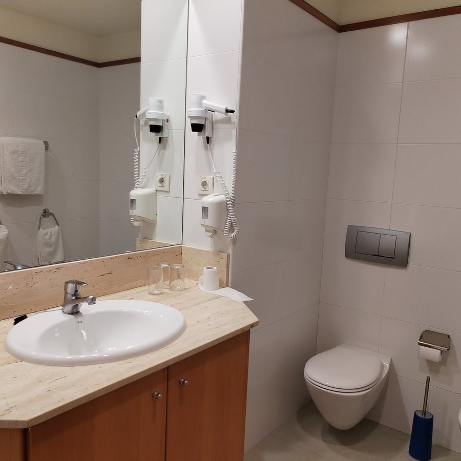 Flor Parks Hotel Barcelona Catalonia — Bathroom