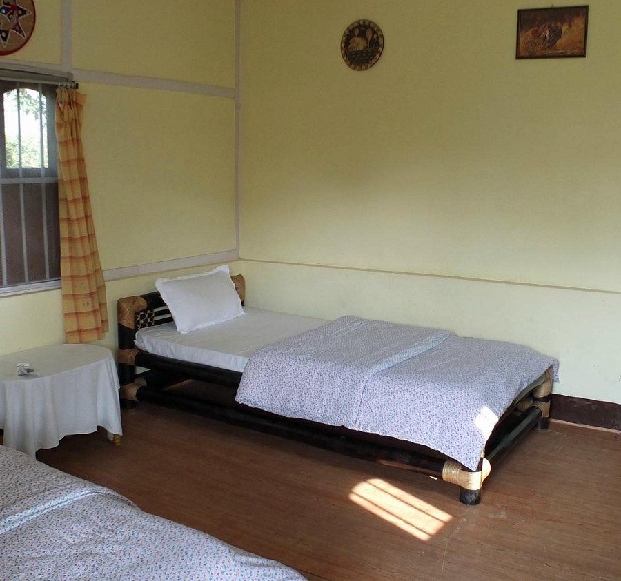 Florican Cottages — Guest room