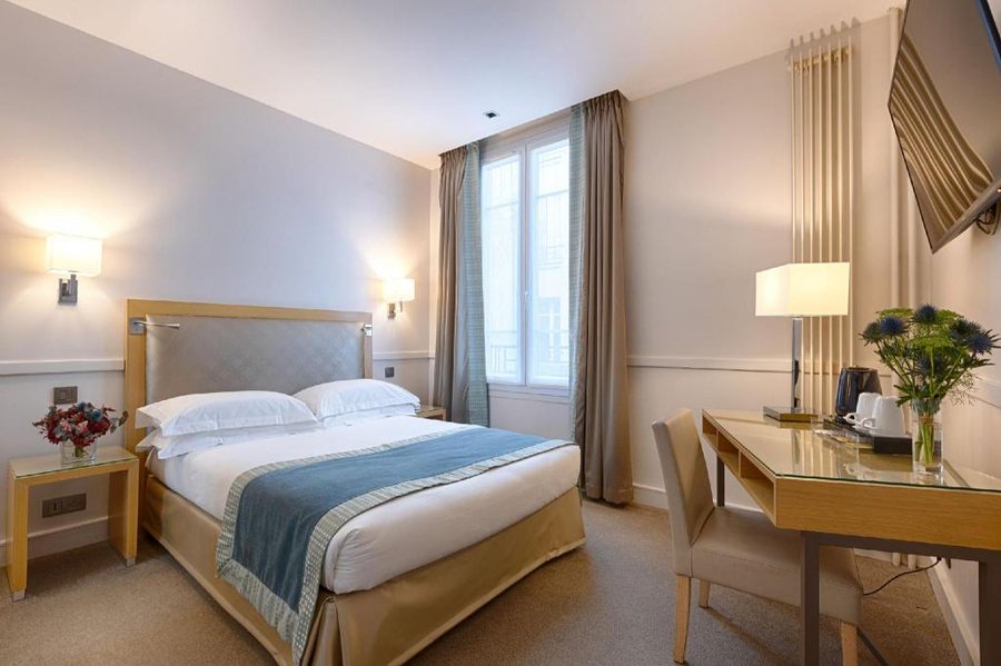 Floride Etoile Hotel — Guest room
