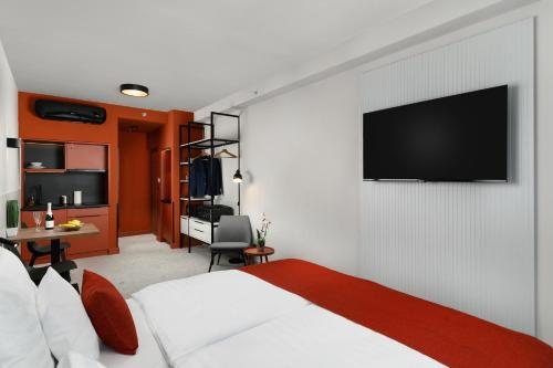 Florin Apart Hotel — Guest room