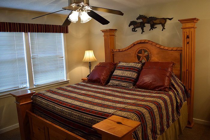 Flying E Ranch — Guest room