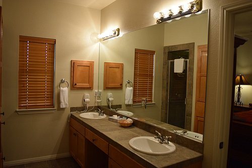 Flying L Ranch Resort — Bathroom