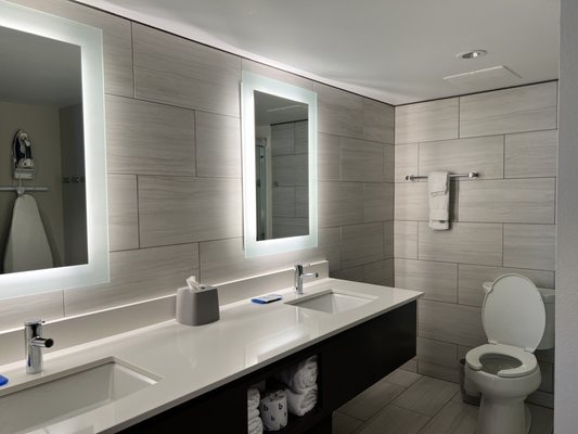 Fort Pickens Campground — Bathroom