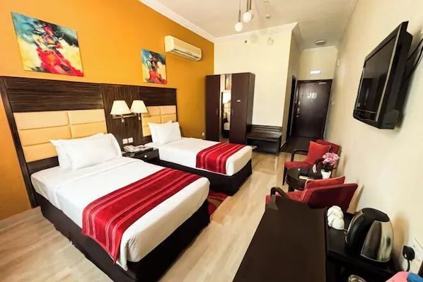 Fortune Deira Hotel — Guest room