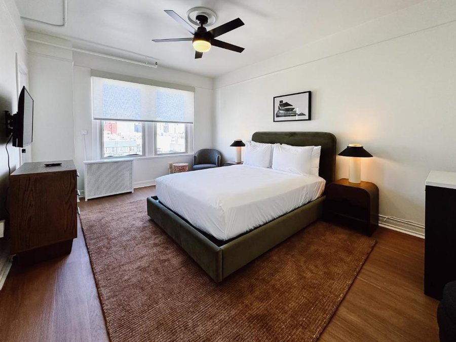 Found Hotel Carlton Nob Hill — Guest room
