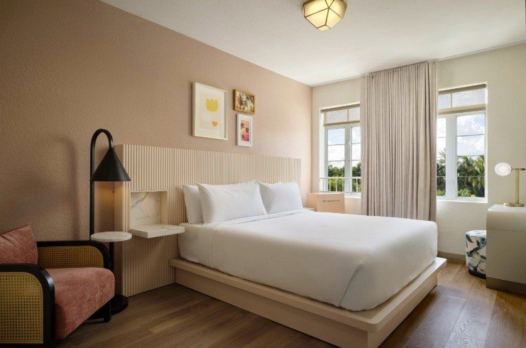 FOUND Hotels Miami Beach Series by Marriott Miami Beach Florida — Guest room