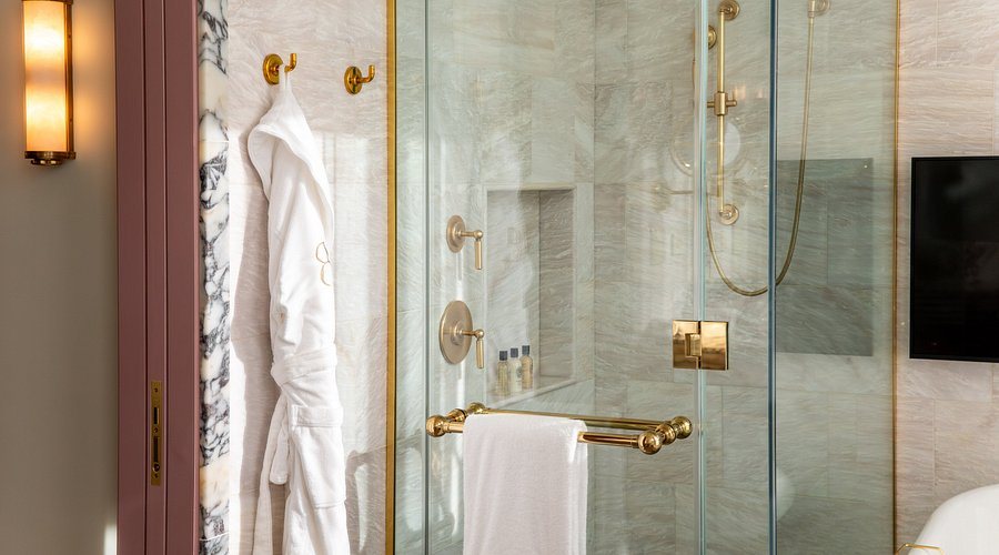 Fouquet s New York New York City New York — Bathroom