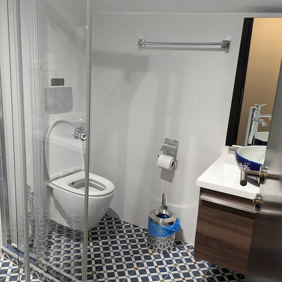 Four Doors Hotel Istanbul — Bathroom