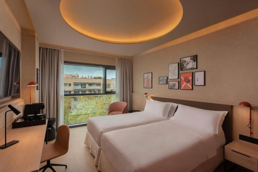 Four Points by Sheraton Barcelona Diagonal Barcelona Catalonia — Guest room