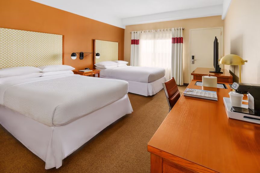 Four Points by Sheraton Los Angeles International Airport Los Angeles California — Guest room