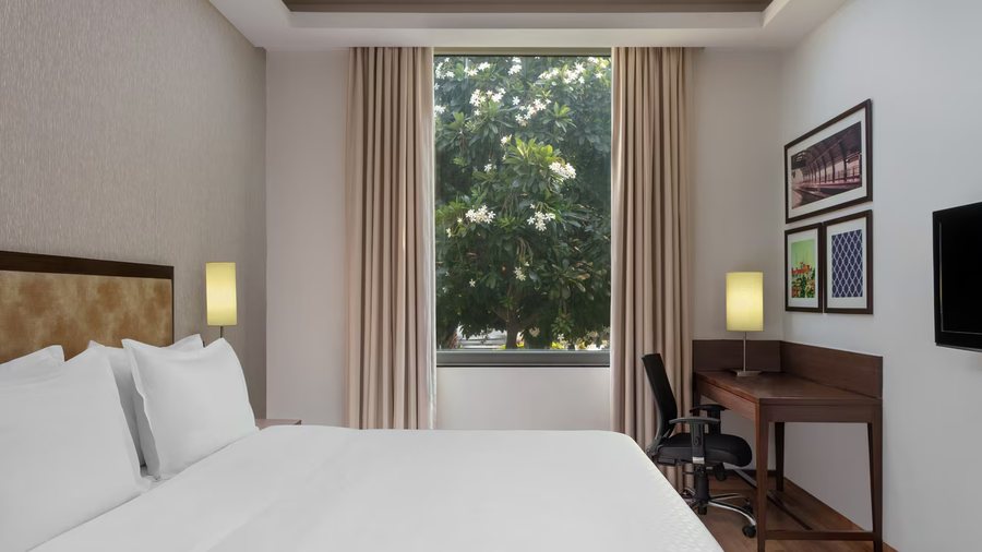 Four Points by Sheraton New Delhi Airport Highway — Guest room