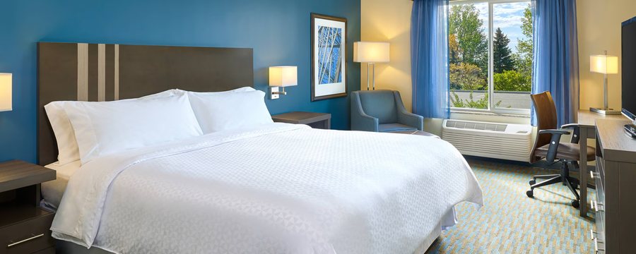 Four Points By Sheraton Williston — Guest room