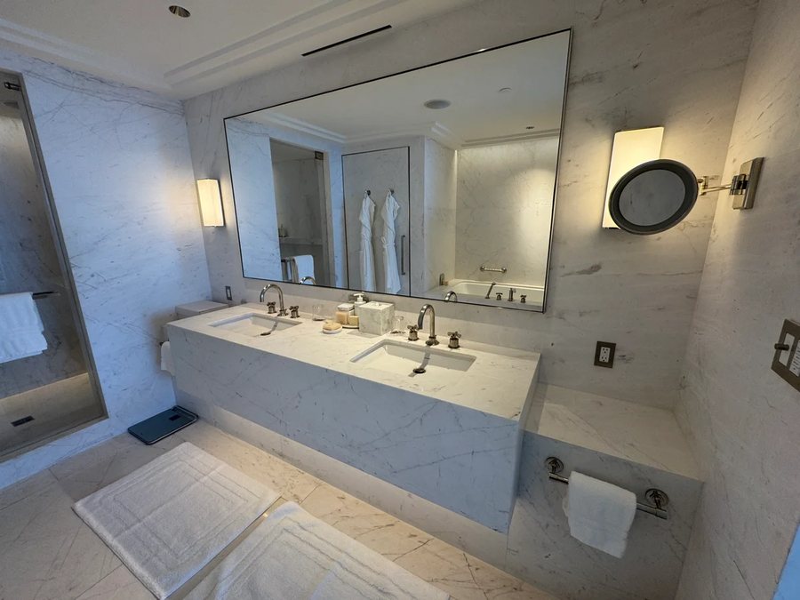 Four Seasons Hotel at The Surf Club Surfside Florida — Bathroom