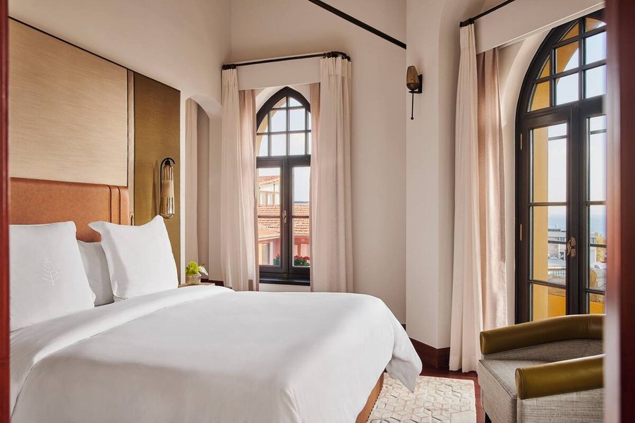 Four Seasons Hotel Istanbul At Sultanahmet Istanbul — Guest room