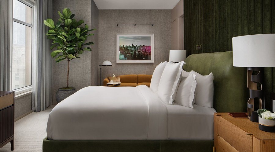 Four Seasons Hotel New York New York City New York — Guest room