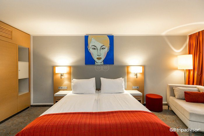 FourSide Hotel Suites Vienna — Guest room