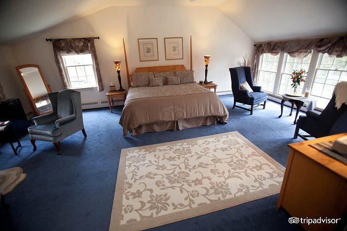 Fox Creek Inn — Guest room