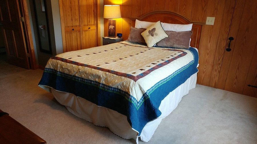 Fransted Family Campground RV Park LLC — Guest room