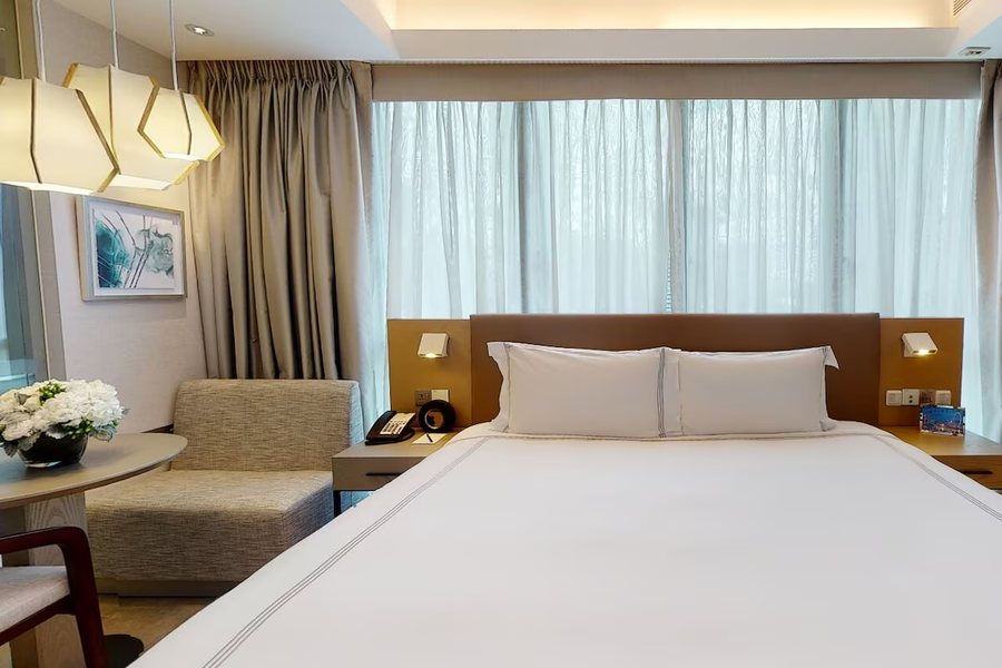 Fraser Residence Orchard Singapore — Guest room