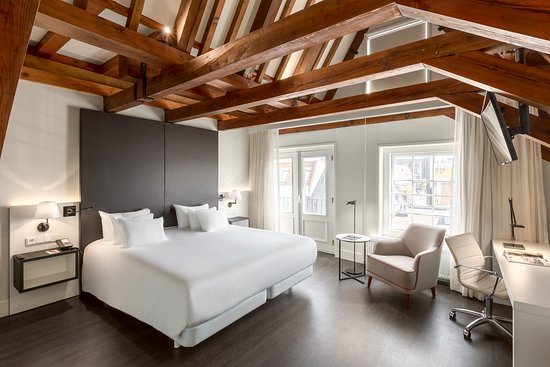 Frederic Rent a Bike — Guest room