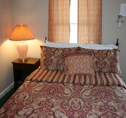Frederick Motel — Guest room