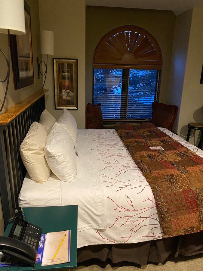 Frisco Inn On Galena — Guest room