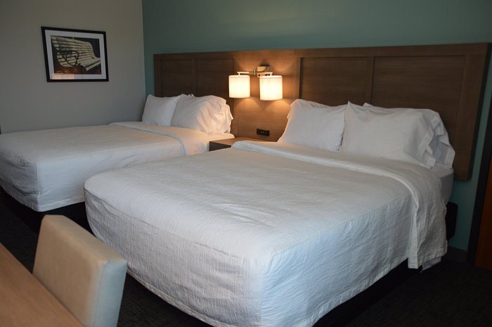 FunCity Resort Hotel — Guest room