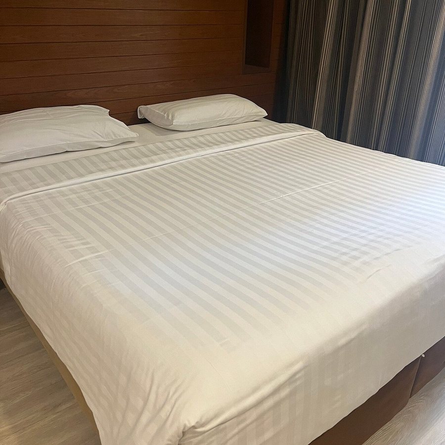 FuramaXclusive Sathorn — Guest room