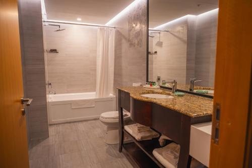Galaxy Hotel — Bathroom