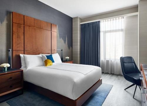 Gansevoort Meatpacking NYC — Guest room