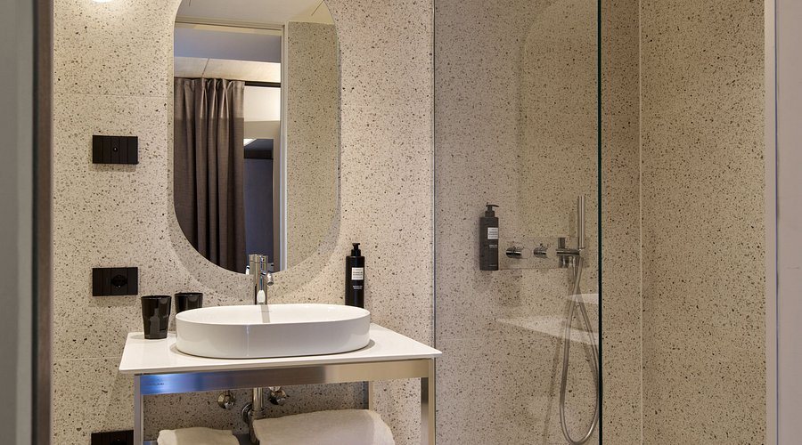 Garda Suite Hotel Tonelli Hotels — Bathroom