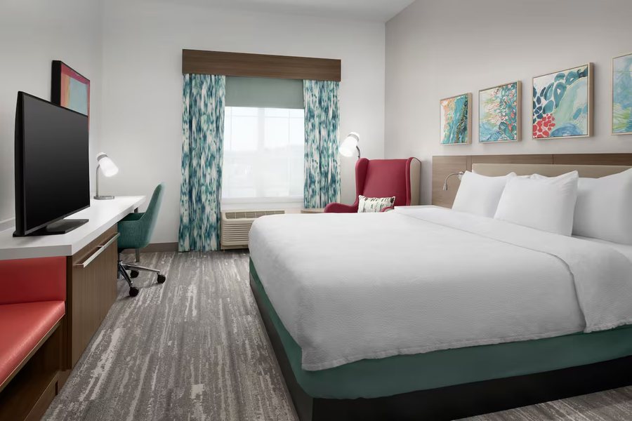 Garden Inn Suites — Guest room