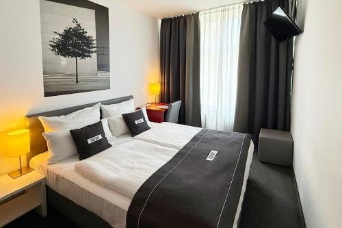 Garner Hotel Berlin Gendarmenmarkt — Guest room