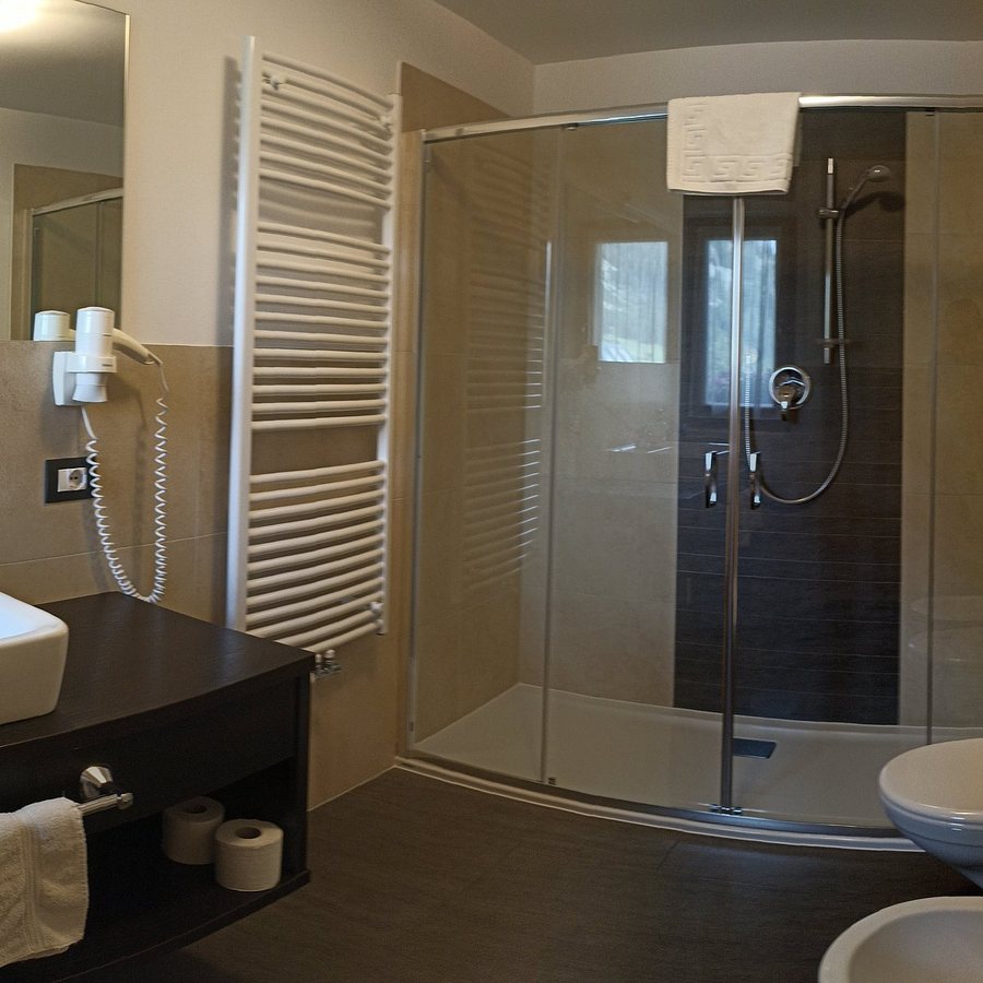 Garni Living — Bathroom