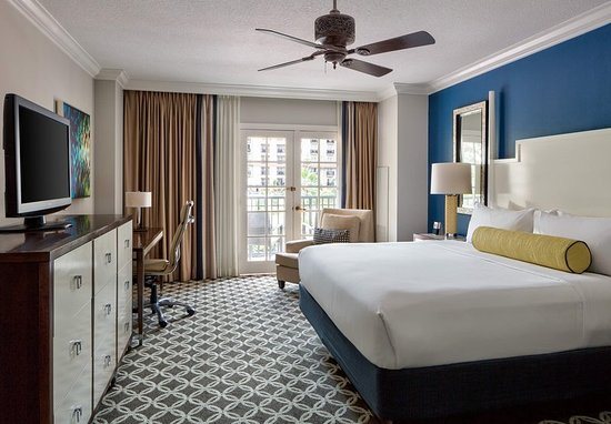 Gaylord Palms Resort Convention Center — Guest room