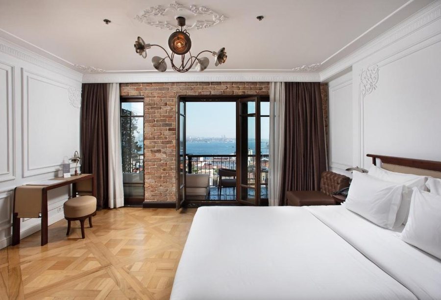 Georges Hotel Galata Istanbul — Guest room