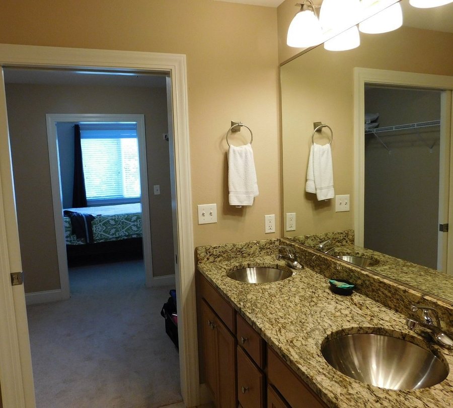 Glades View Condos — Bathroom
