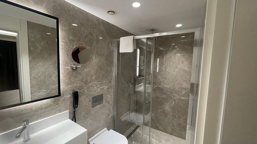 Gleam Collection Hotel Istanbul — Bathroom