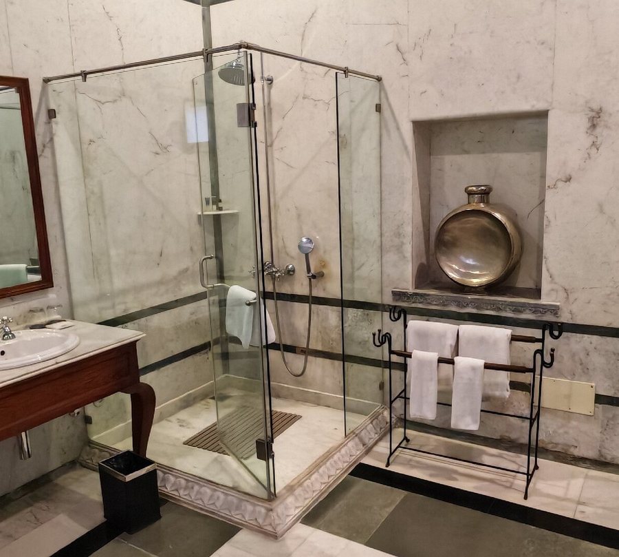 Gogunda Palace — Bathroom